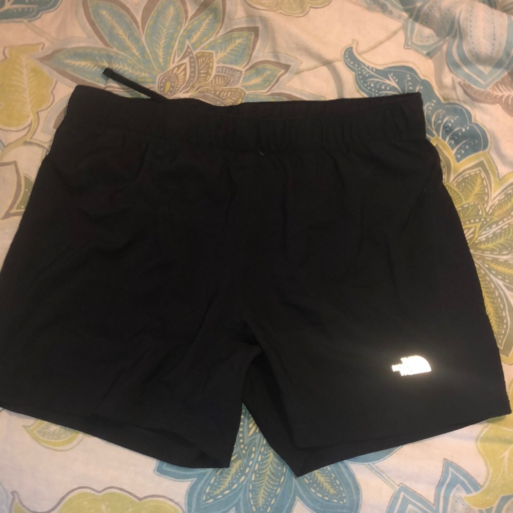 North Face men’s size L running shorts
